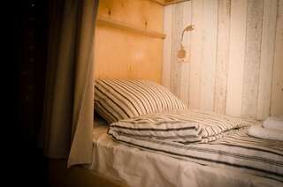Хостелы Hostel Forum Нур-Султан Кровать в общем 6-местном номере для мужчин и женщин-1